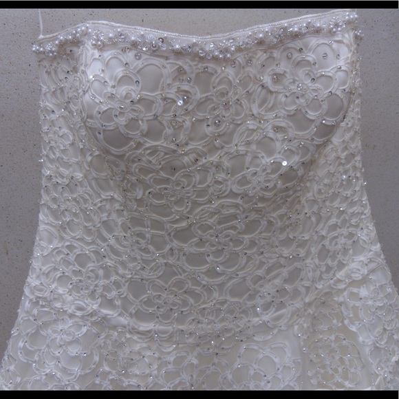 Oleg Cassini Laser Cut Floral Wedding Dress- Size 16 - Picture 3 of 4